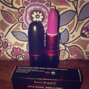 Matte Lipstick